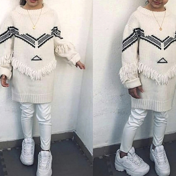 Zara KIDS Fringe Knit - Picture 2 of 5